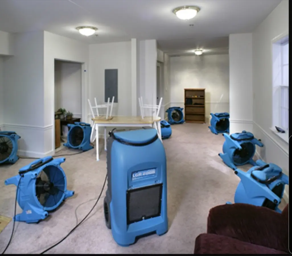 Air movers and dehumidifier setup for Water Extraction & Removal in La Puente